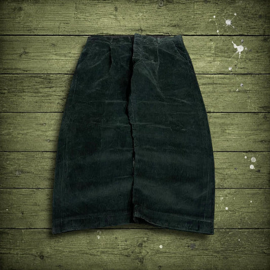 Vintage baggy pleated corduroy pants green W38L29 Wide wale chunky jumbo cord trousers, belt loops
