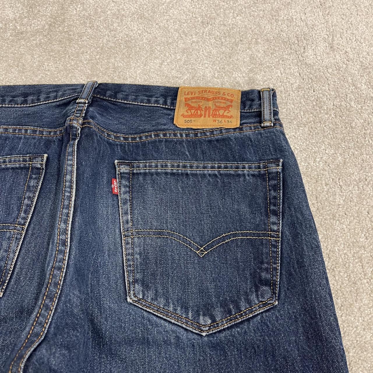 Y2K Levi’s 505 jeans W36L30 blue 100% cotton straight fit 5 pocket belt loops red tab logo