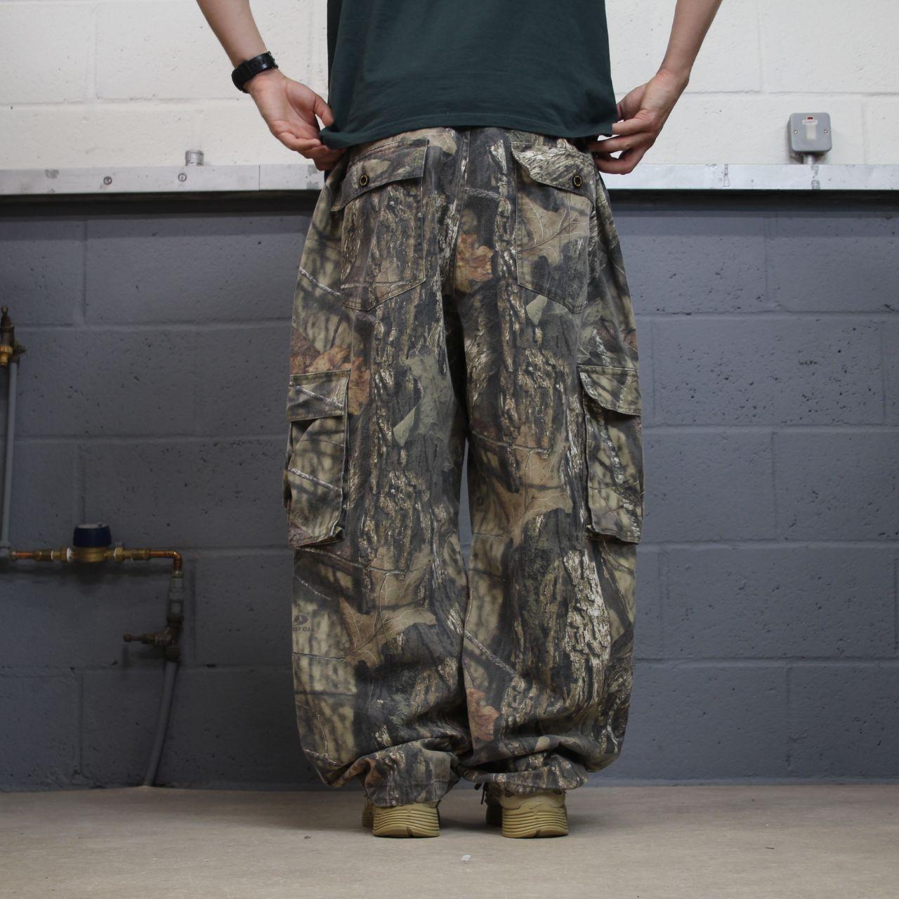 Vintage Mossy Oak baggy camo cargo pants khaki Loose leg camouflage Y2K hunting style trousers