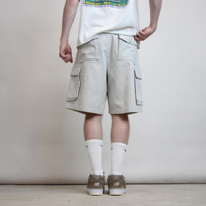 Beige IZOD cargo shorts W36