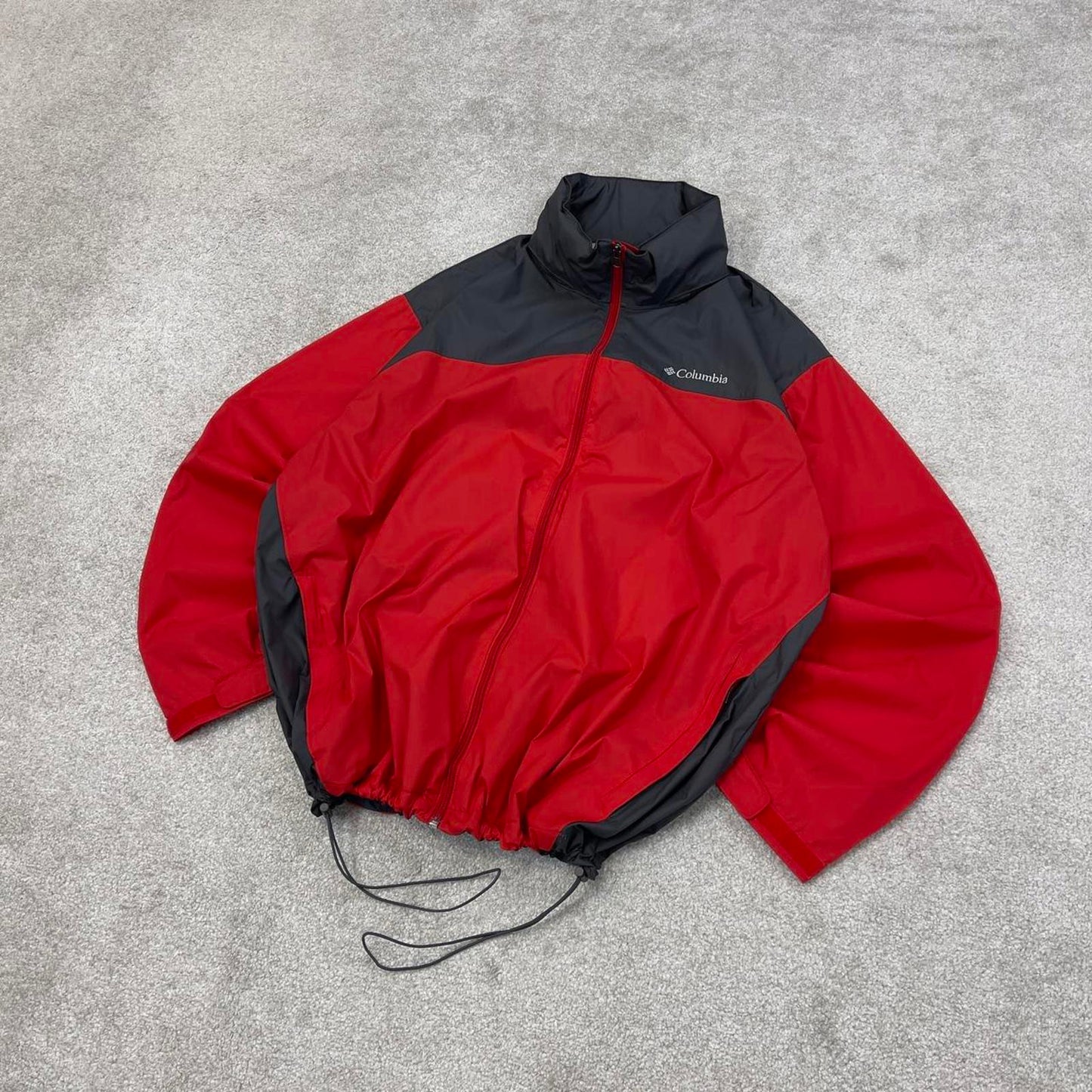 Red grey Columbia technical jacket XL men's y2k style unlined hooded adjustable windbreaker autumn
