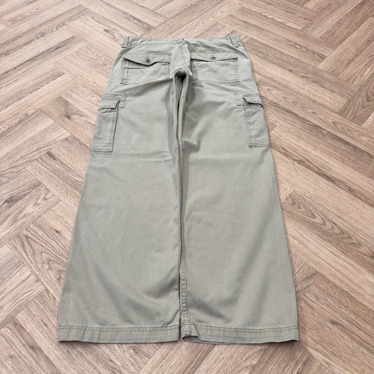 Levi's baggy cargo pants y2k Wide leg loose straight fit beige cargo utility pants