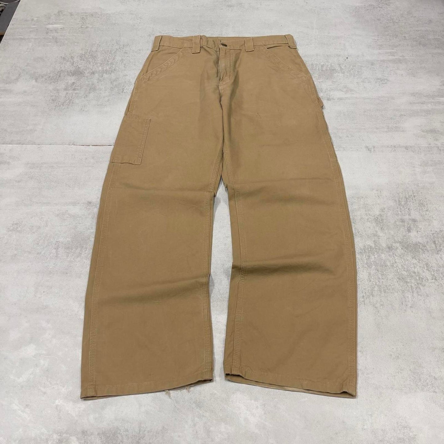 Vintage baggy Carhartt carpenter pants W32L30 tan 90s style loose leg skater cargos