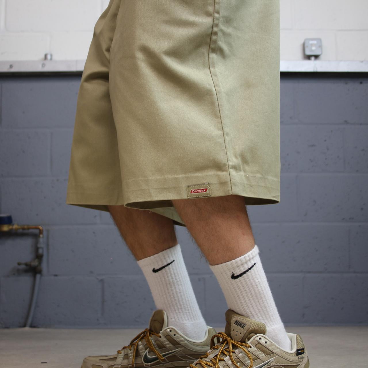 Dickies baggy chino shorts cargo khaki Chino style skater surf shorts wide leg festival