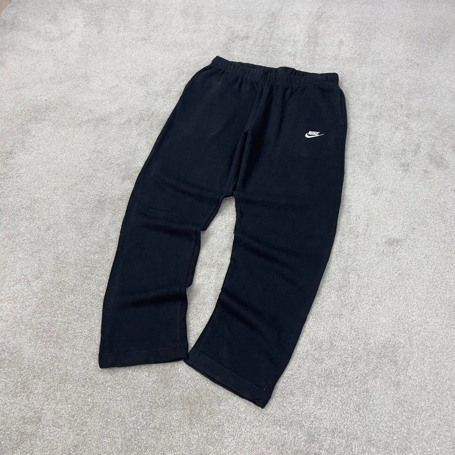 Black Nike joggers XL Swoosh logo y2k style sportswear track pants straight leg