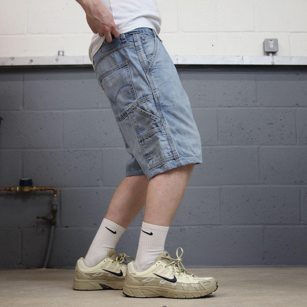Levi’s denim carpenter shorts blue loose leg cargo jorts skate style summer