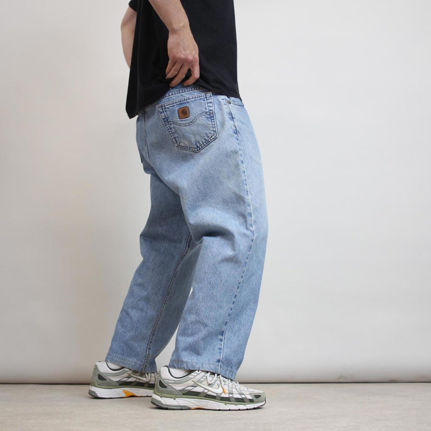 Mens vintage Carhartt jeans W40 L25.5 blue loose denim 90s style jeans