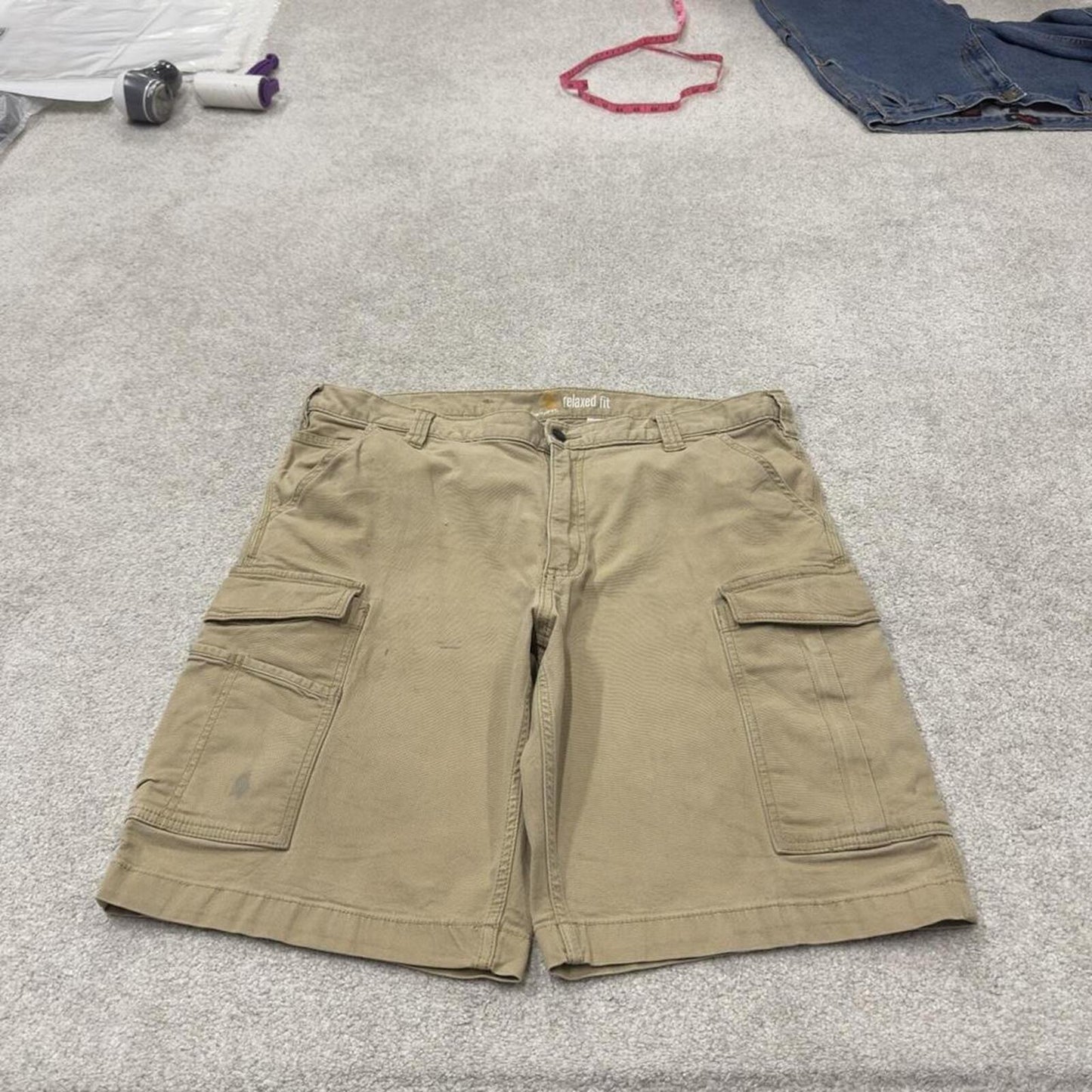 Carhartt cargo shorts loose canvas khaki Canvasy relaxed fit skate style shorts