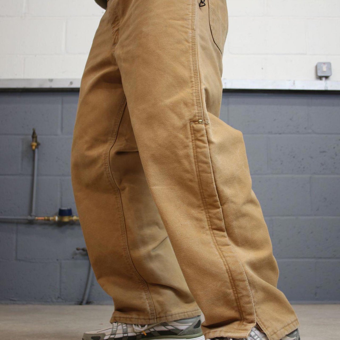 Baggy Carhartt quilt lined jeans tan brown W40L30 vintage 90s skater style canvas cargos