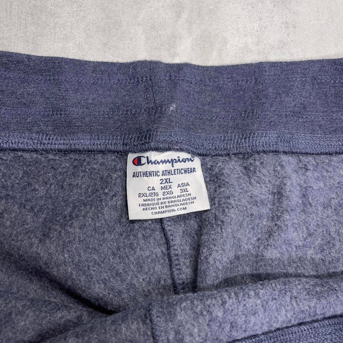 Vintage y2k navy Champion joggers XXL loose sweatpants cuffed legs drawstring waist