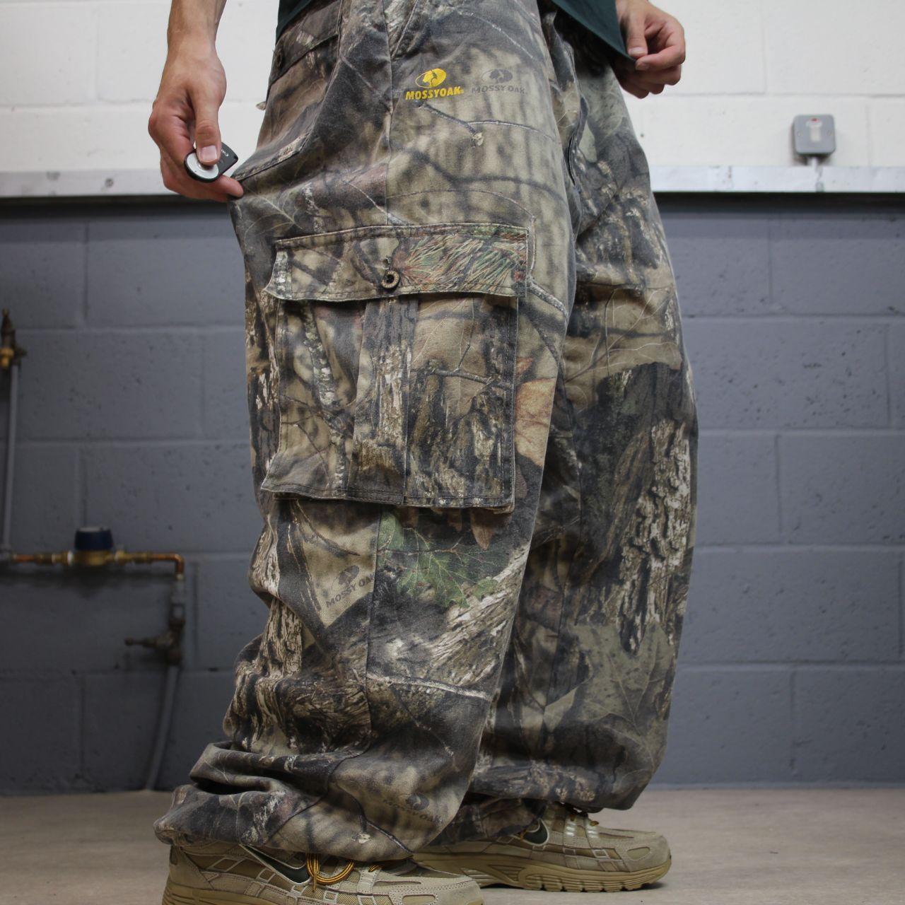 Vintage Mossy Oak baggy camo cargo pants khaki Loose leg camouflage Y2K hunting style trousers