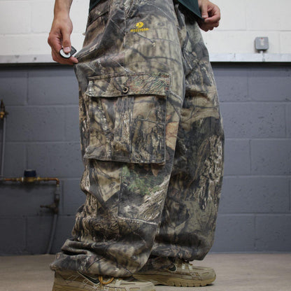 Vintage Mossy Oak baggy camo cargo pants khaki Loose leg camouflage Y2K hunting style trousers