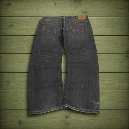 Y2K Levi’s 505 jeans straight leg washed black / grey Straight fit 5 pocket pants belt loops