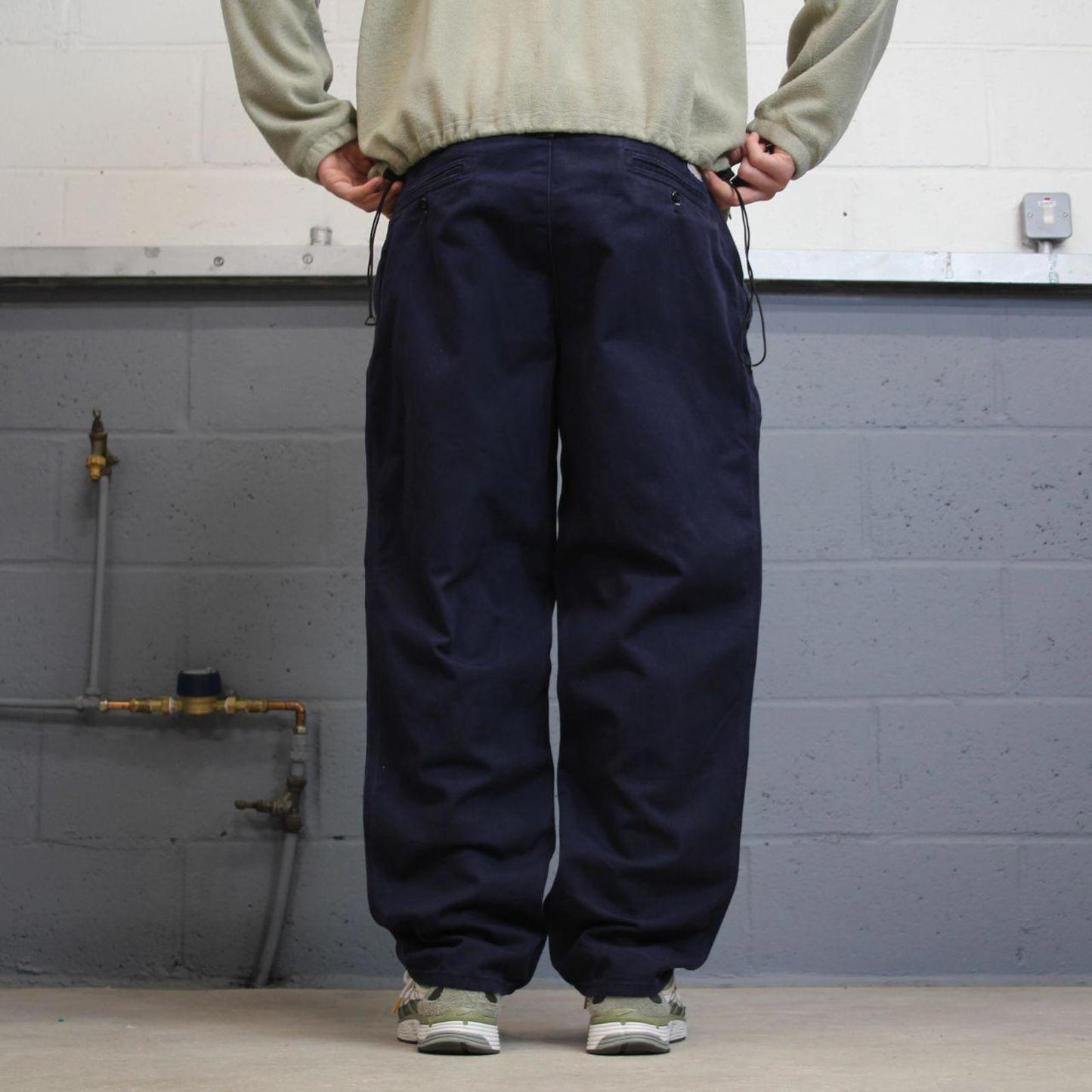 Y2K vintage Carhartt pants navy Loose leg skate style workwear pants