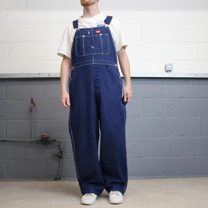 Vintage Dickies dungarees W38L30 USA blue baggy mens denim overalls