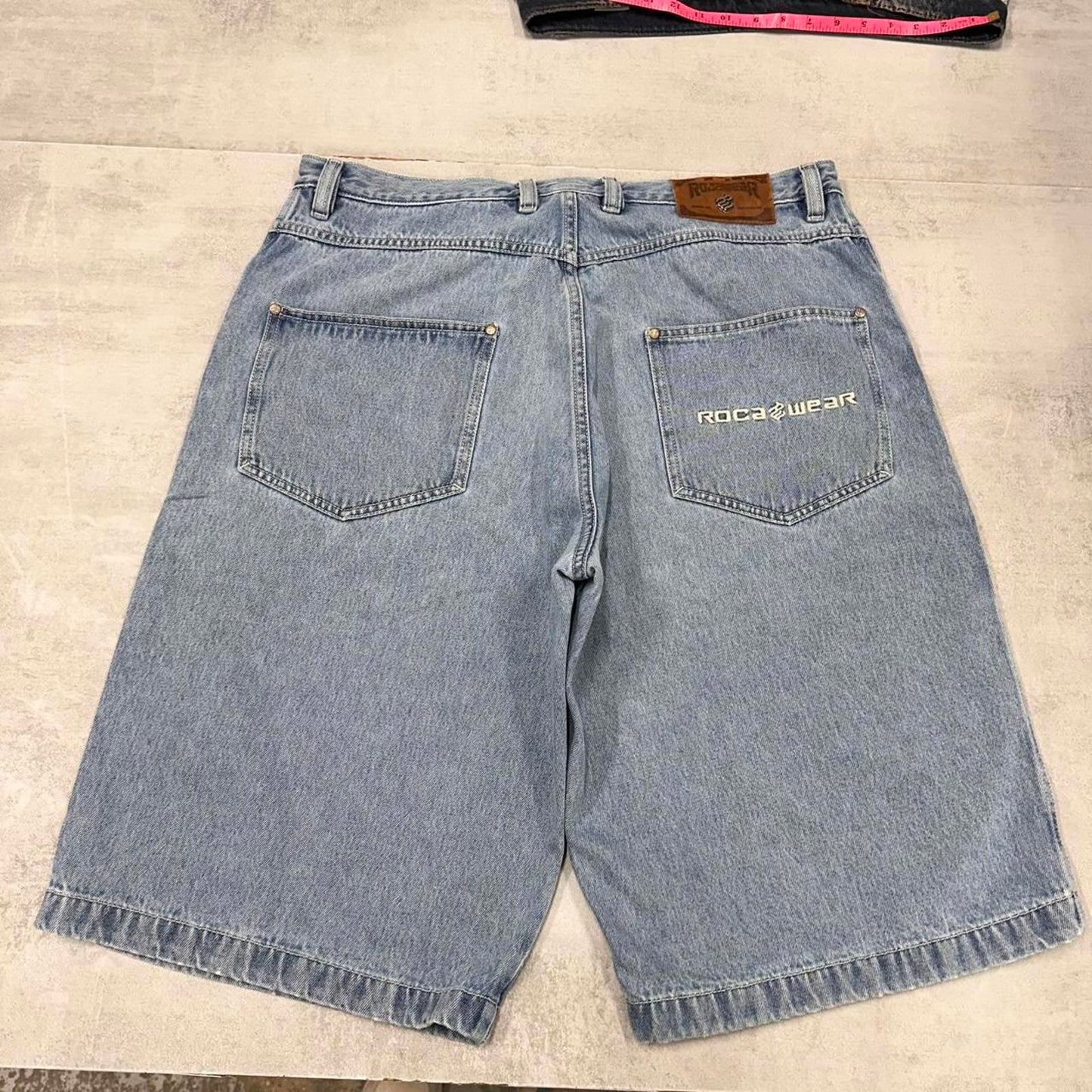 Mens Baggy Rocawear jorts W38