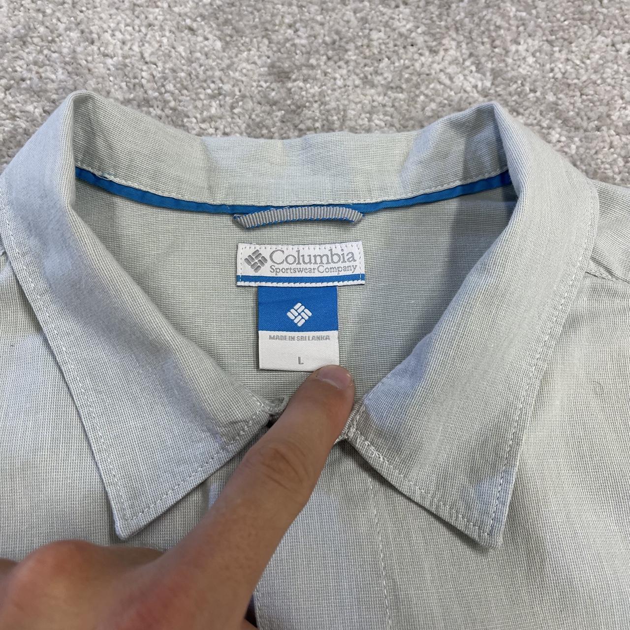 Y2KColumbia technical shirt short sleeve light blue Surf style button down summer shirt