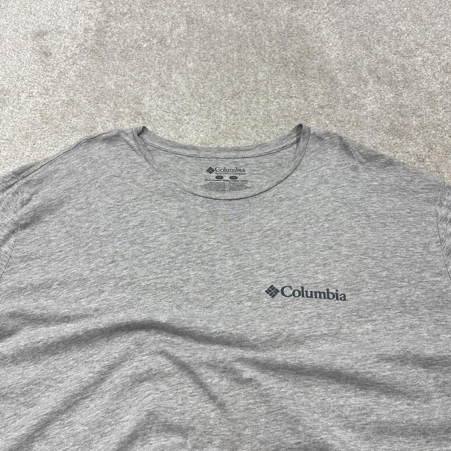Columbia boxy t-shirt graphic tee grey Y2K surf style Big Foot design top summer