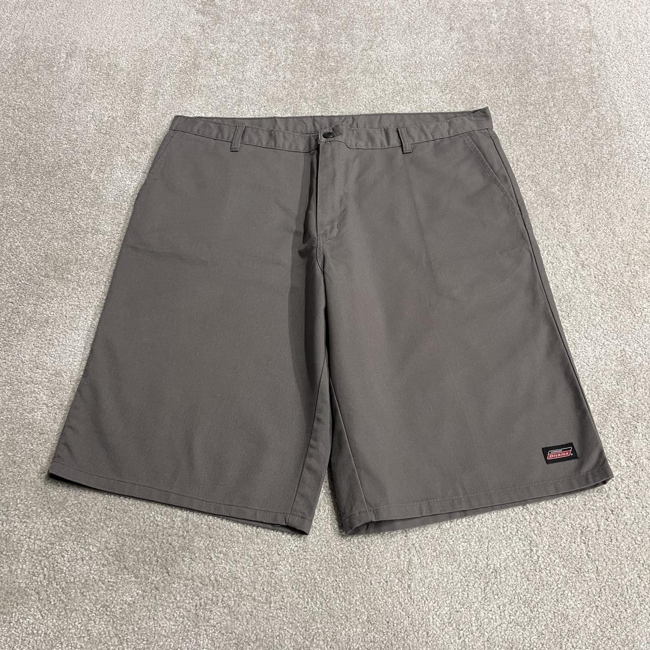 Dickies baggy cargo shorts W42 grey long leg chino style summer skater shorts