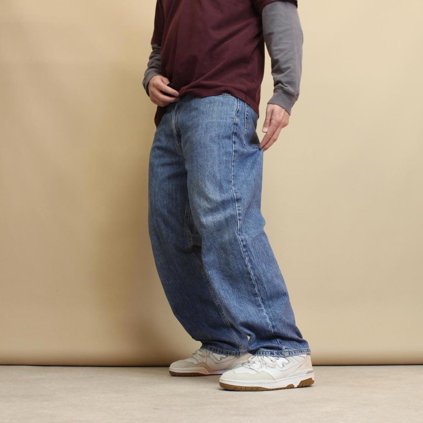 Blue baggy Levi's 550 jeans W38L30 loose denim