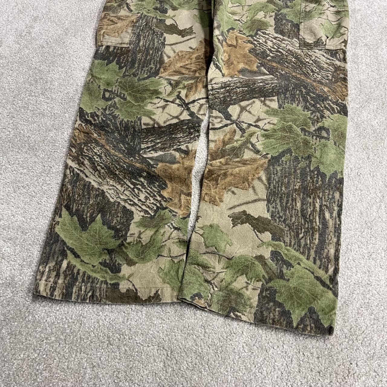 Vintage camo cargo pants y2k utility khaki Cabelas Realtree camouflage hunting cargos