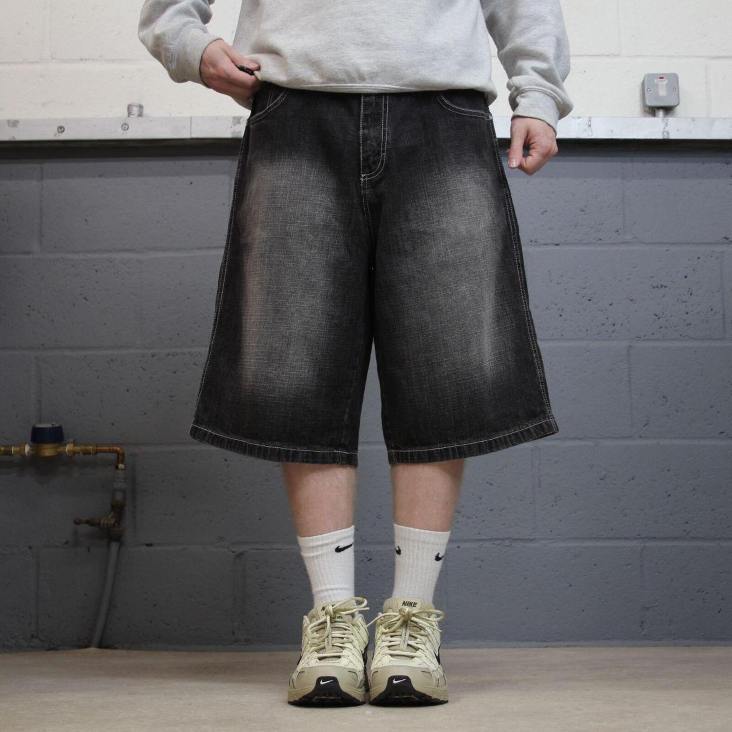 Baggy Southpole denim shorts y2k black Streetwear skater style brand surf jorts