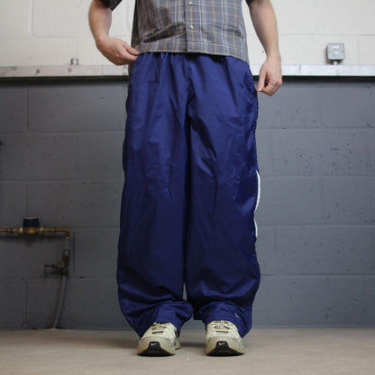Y2K baggy Nike tracksuit bottoms navy Large drawstring swoosh logo full zip legs track pants