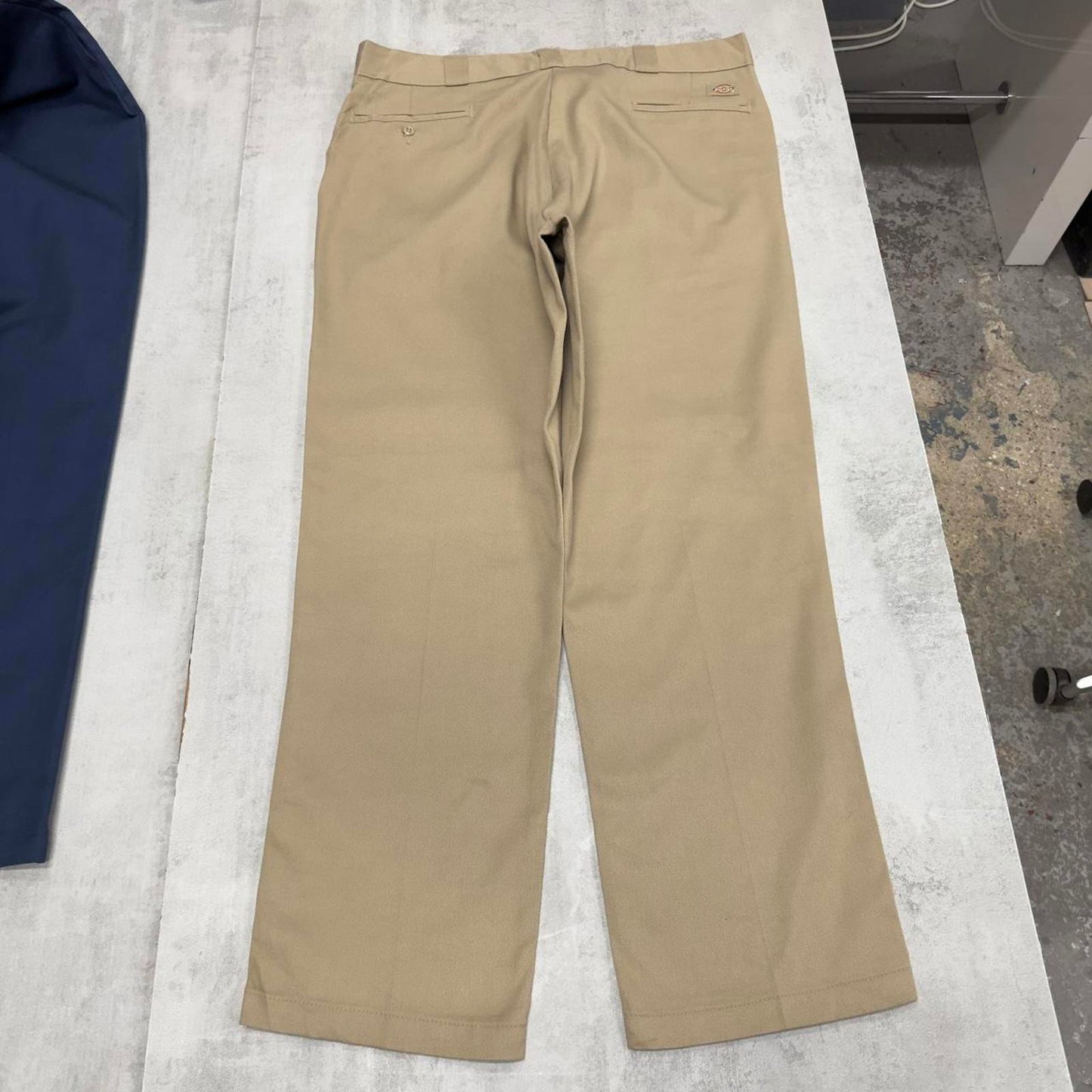 Dickies 874 Pants W38 L32 loose khaki twill chino style skater pants