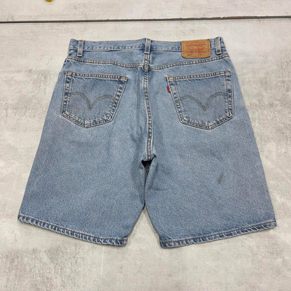 Mens Levi’s denim shorts W36