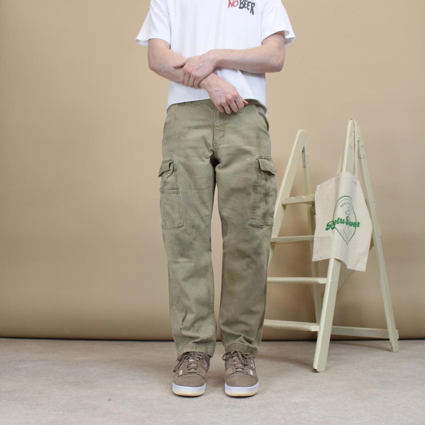 Beige Carhartt cargo trousers W34L28