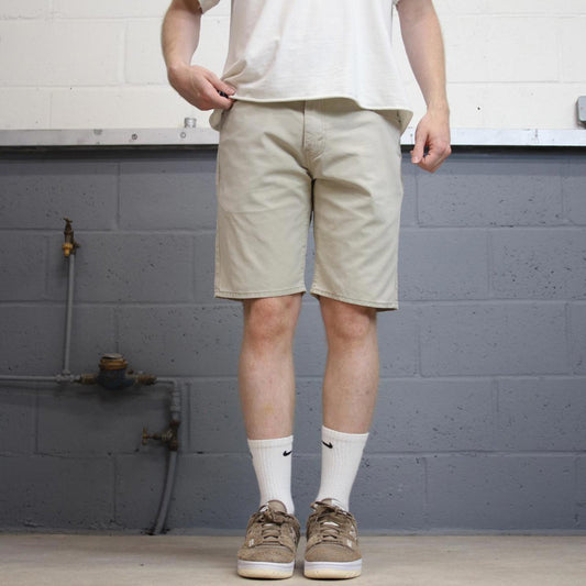 Mens Beige Levis shorts W32
