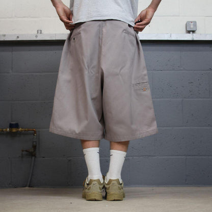 Dickies extra baggy chino shorts carpenter grey Surf style skater shorts long wide leg festival