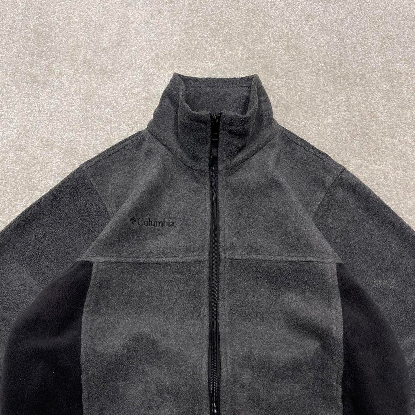 Grey Columbia technical fleece Medium women's y2k style full zip up autumn