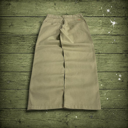 Y2K Dickies 874 work pants khaki original fit straight leg chino skater style trousers