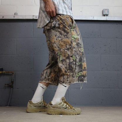 Y2K camo cargo shorts utility XL khaki Loose leg camouflage hunting style cargos