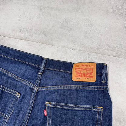 Mens Levi’s denim shorts W36