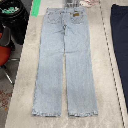 Blue Wrangler jeans W32L32 straight leg denim jeans