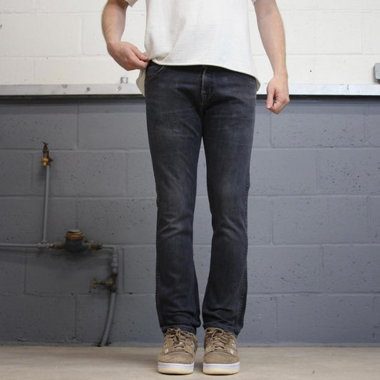 Y2K Wrangler jeans W32 L30 Faded black denim pants