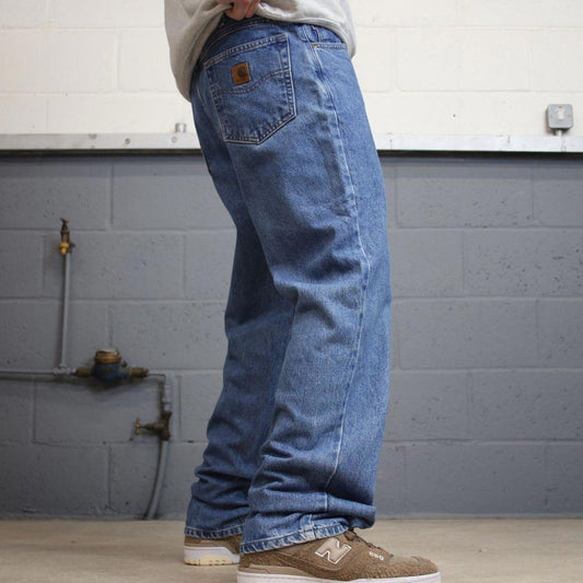Vintage Carhartt jeans 90s skater style W36L32 blue denim 5 pocket workwear jeans