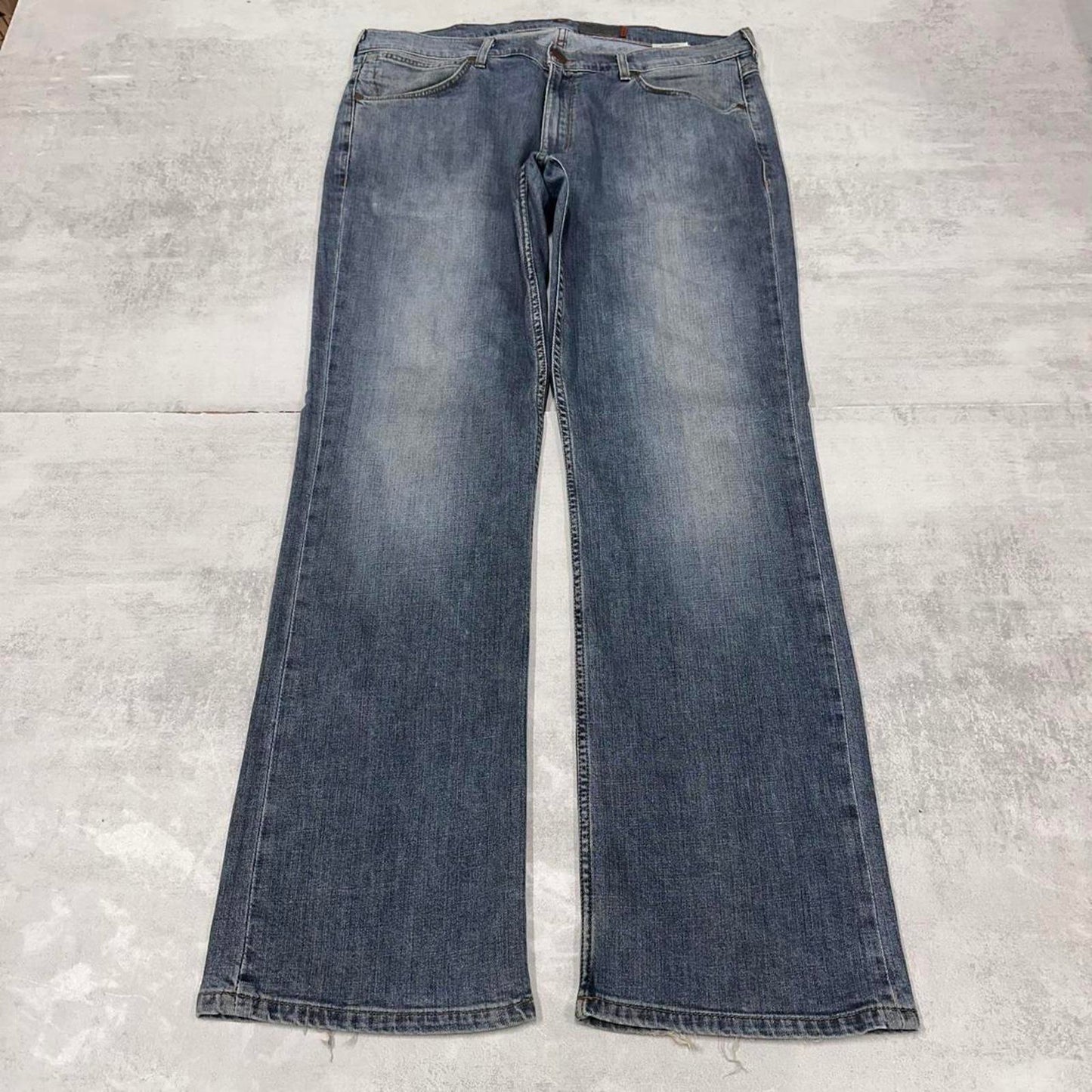 Vintage blue Wrangler jeans W38L34