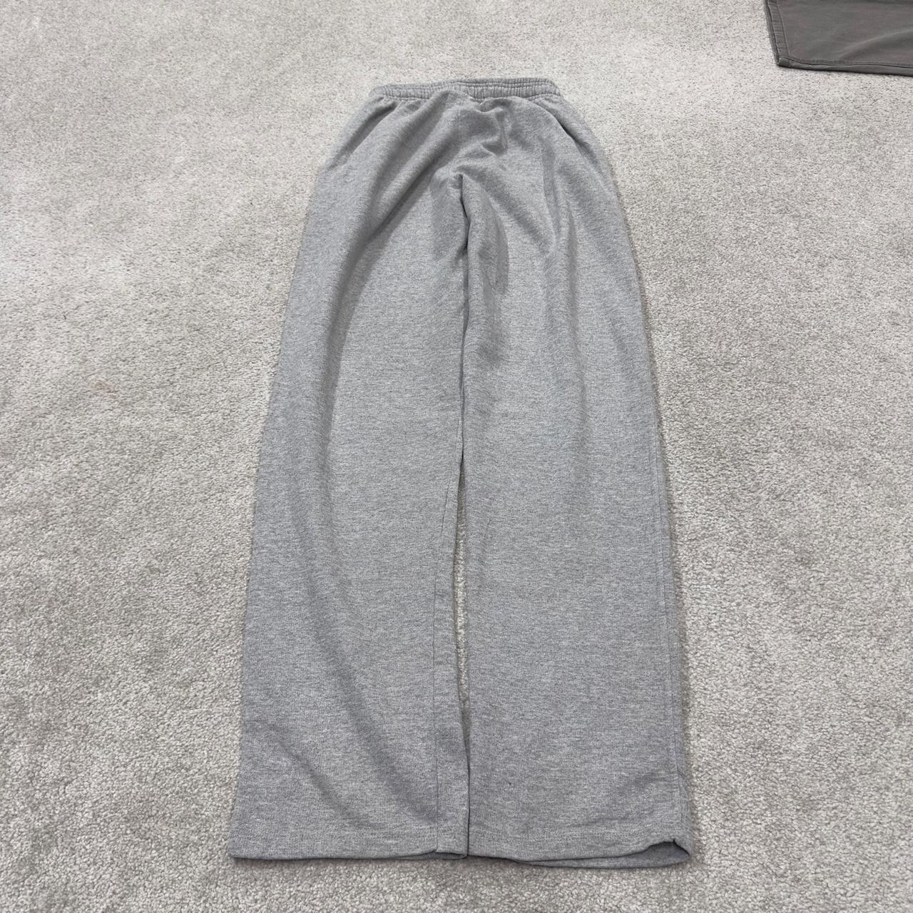 Y2K Champion grey joggers small loose leg Loose casual 2000s style jogging bottoms
