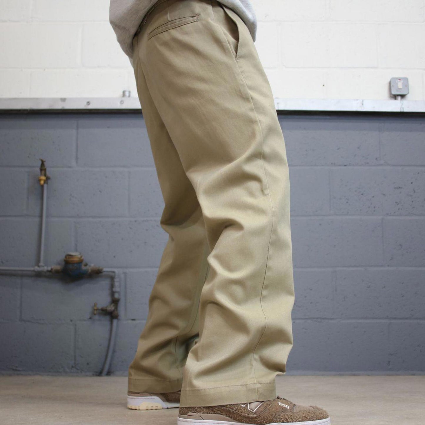Khaki Dickies pants W36L29 loose twill chino 90s style skater pants work wear trousers autumn