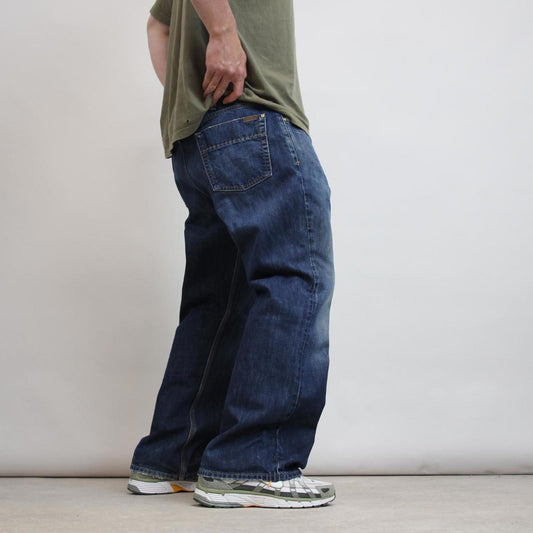 Vintage Carhartt Jeans W42 L30 blue relaxed bootcut denim 90 style worker jeans