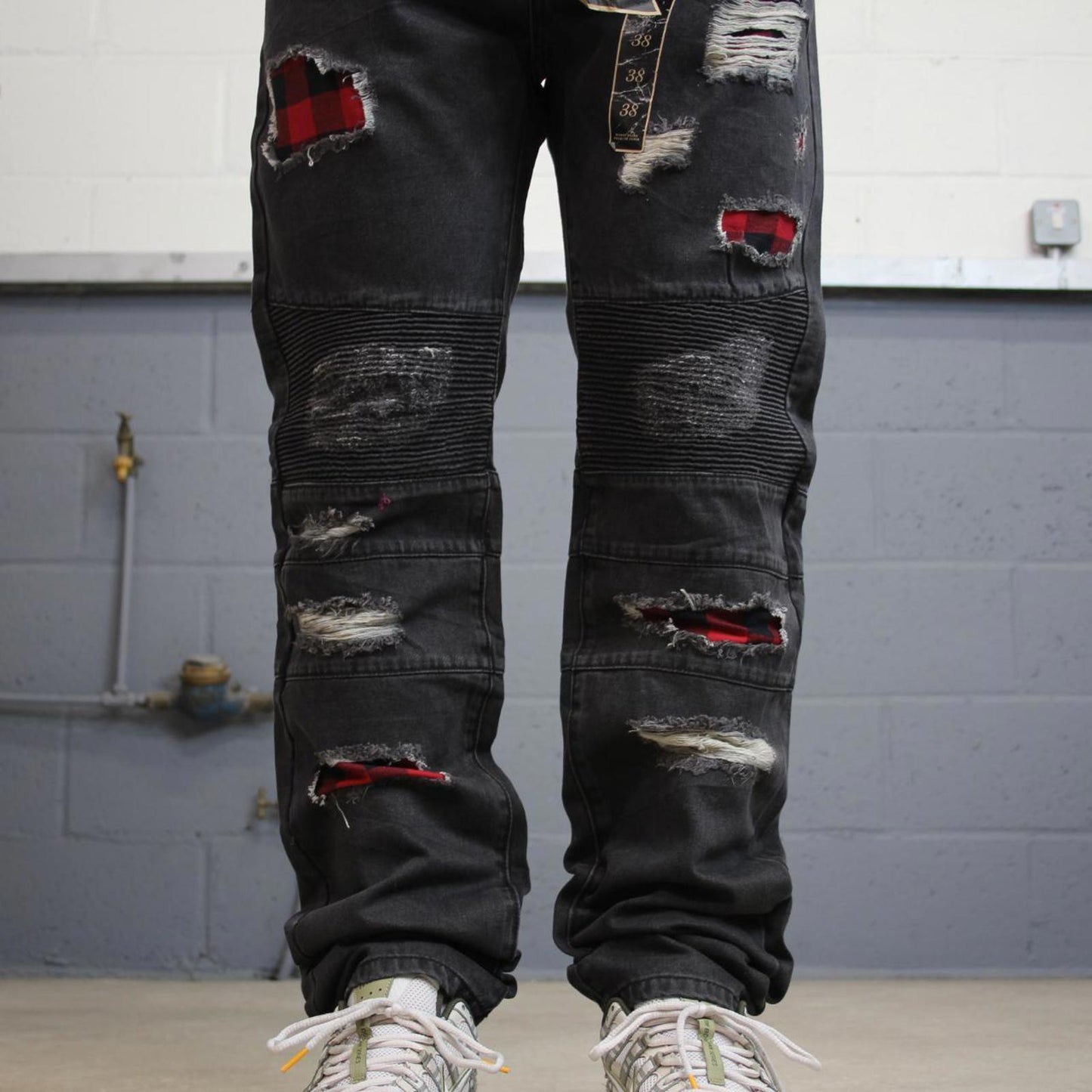 Black Denim Reason jeans W36L34