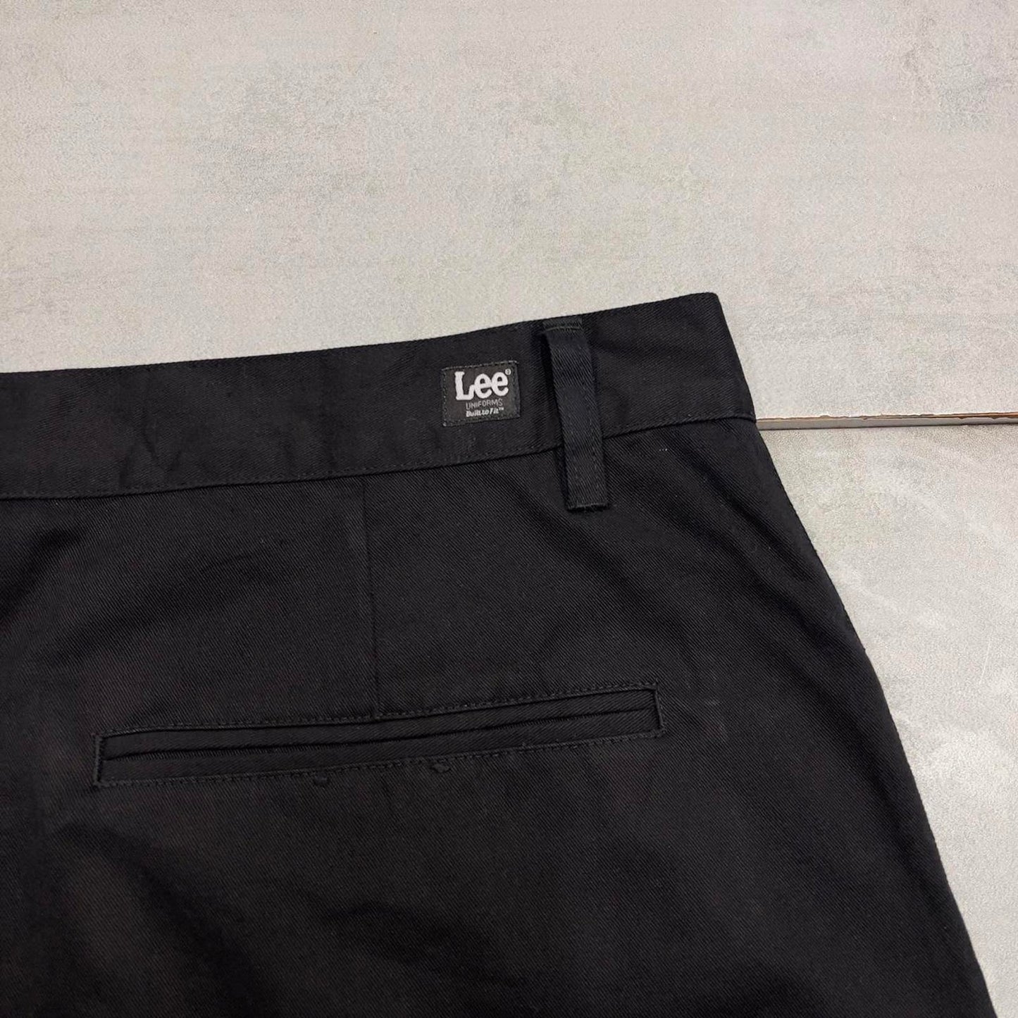 Mens black Lee shorts W40