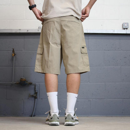 Mens Lee shorts W38