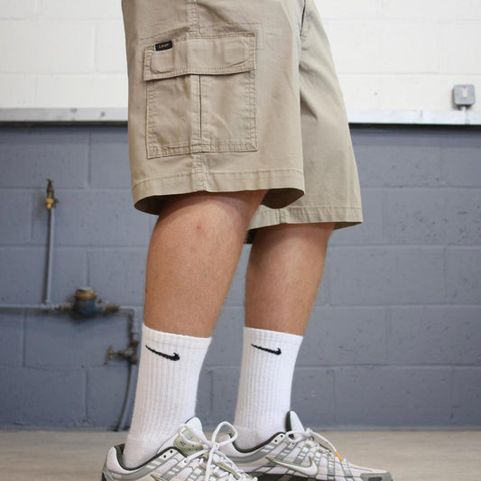 Mens Lee shorts W38