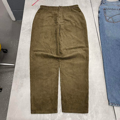 Khaki jumbo Corduroy trousers W32L31
