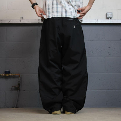Carhartt baggy waterproof trousers black Wide leg mesh lined waterproof breathable technical pants