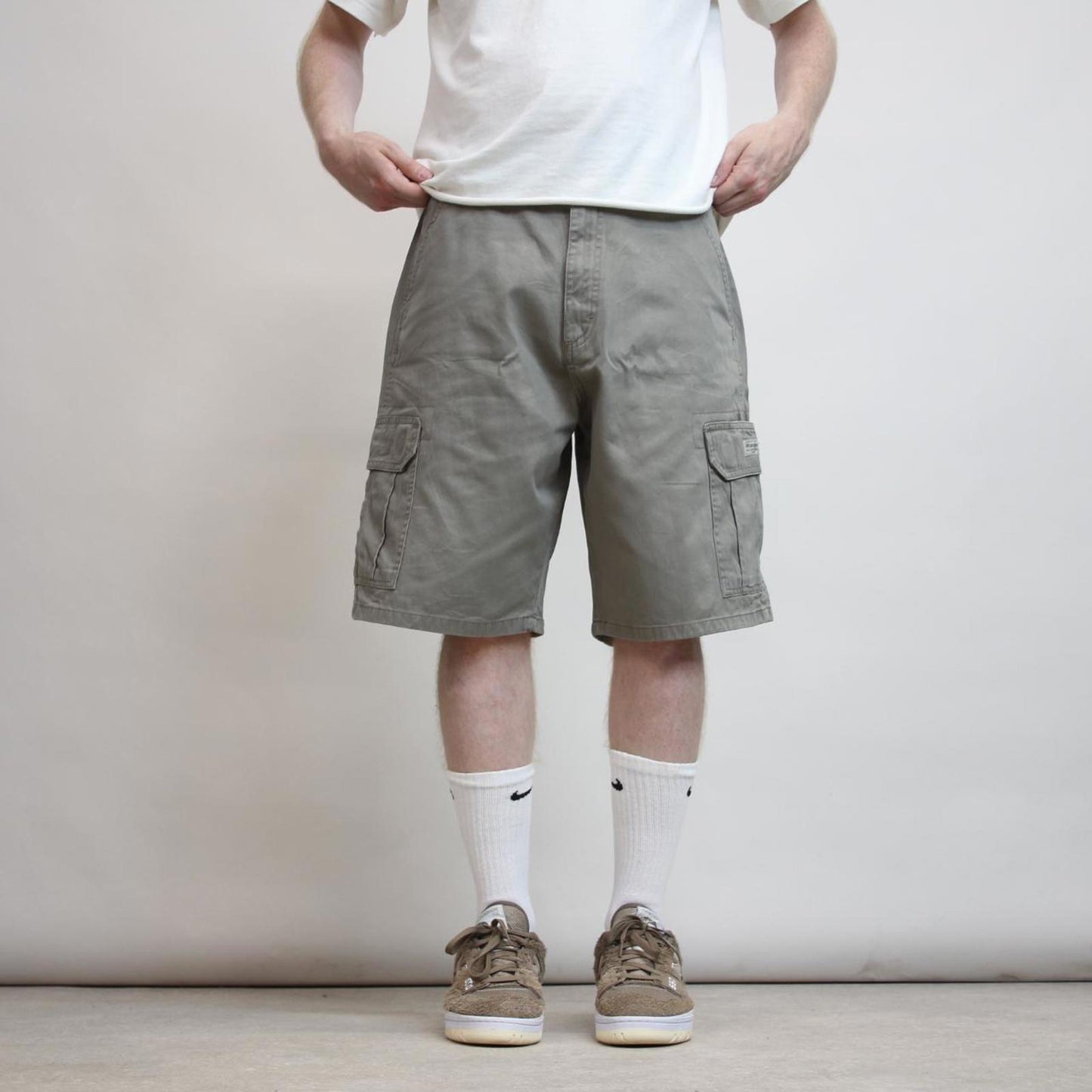 Mens Baggy Wrangler Cargo Shorts W34